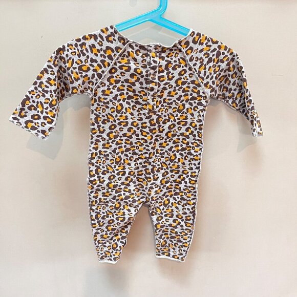 Leopard Print Baby 6-9M Organic Cotton & Spandex Romper By Monica + Andy - Picture 3 of 4